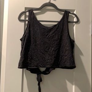 Lululemon it’s a tie tank